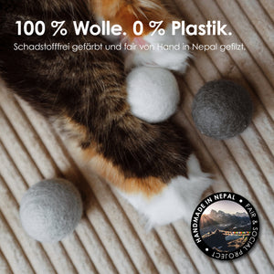 SHADES OF GREY felt balls