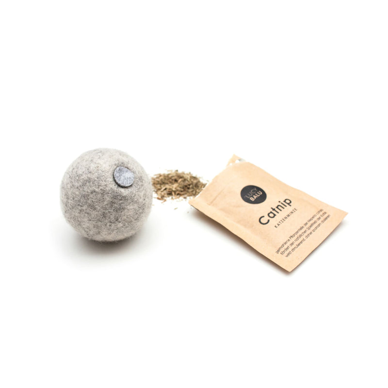MINT BALL balle en feutre à la cataire