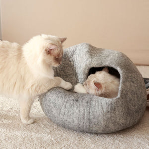 Tana per gatti PEBBLE in feltro come cuccia per gatti