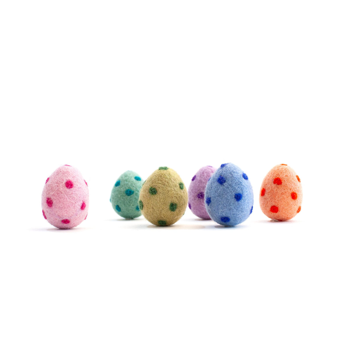 RAINBOW EGGS Katzenbälle in sechs Pastellfarben mit Punkten