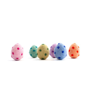 RAINBOW EGGS Katzenbälle in sechs Pastellfarben mit Punkten