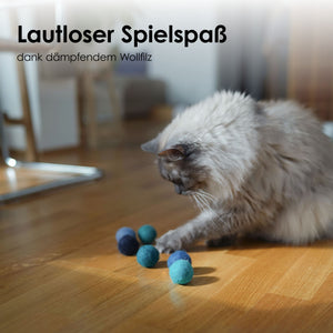 Gatto gioca con le palline di feltro OCEAN VIBES – divertimento silenzioso grazie al feltro di lana ammortizzante