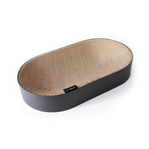 Lit à griffer SCRATCHBED en noir avec carton à griffer brun naturel, vue produit