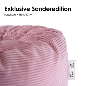 Nahaufnahme des rosa DINGHY Katzenbetts Hello Kitty Edition mit LucyBalu X Hello Kitty Label, exklusive Sonderedition