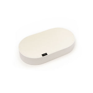 Lit à griffer SCRATCHBED en blanc, vue produit de la surface ovale en carton à griffer