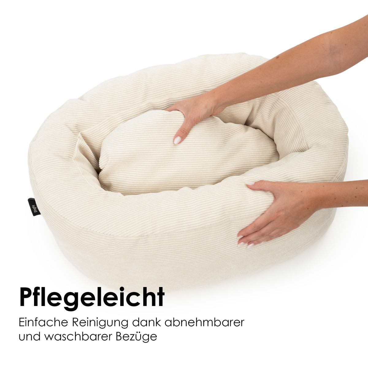 Cuccia per gatti DINGHY in bianco crema: facile da pulire grazie alle fodere removibili e lavabili