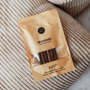 Emballage MATATABI STICKS avec 6 bâtonnets de soin dentaire en bois de matatabi non traité